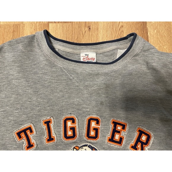 Vintage Disney Store Tigger Sweatshirt Mens XXL Gray Embroidered Winnie the Pooh - Picture 2 of 15
